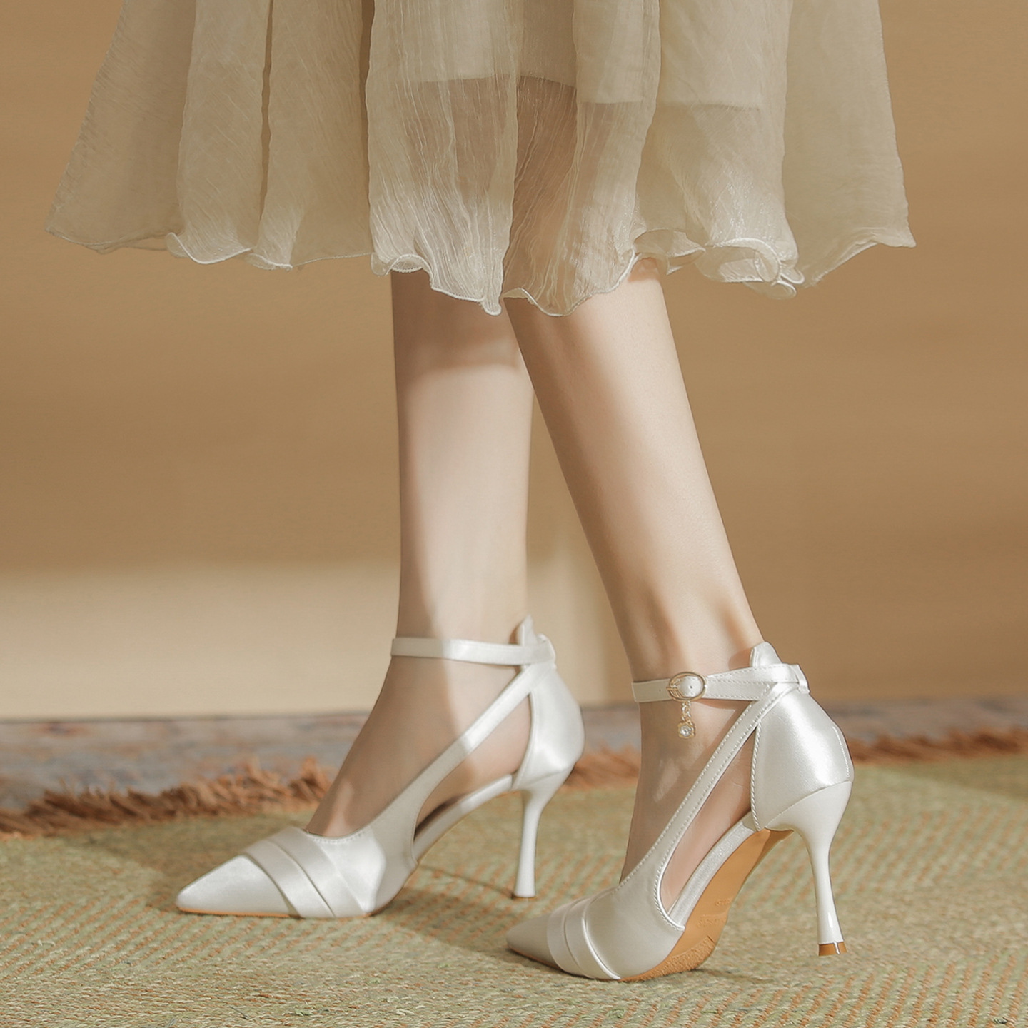 Small Size 30-44 Pointed Thin  - đánh giá và giá Wedding Fx